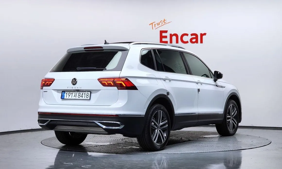 Volkswagen Tiguan — фото 6