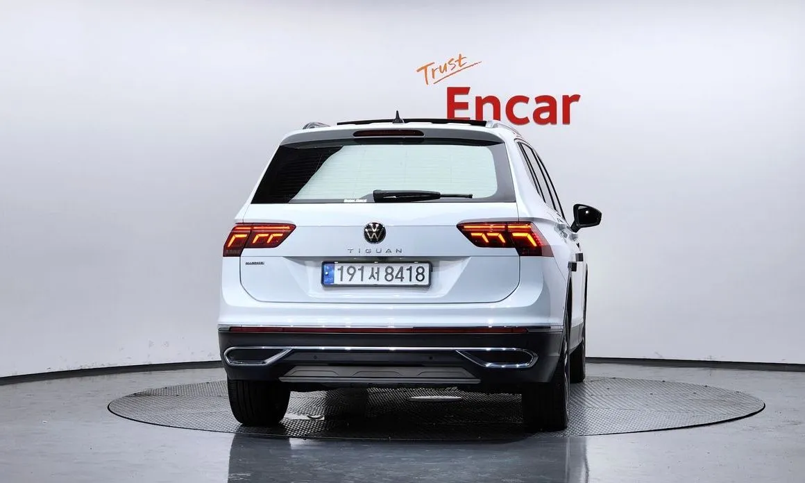Volkswagen Tiguan — фото 5