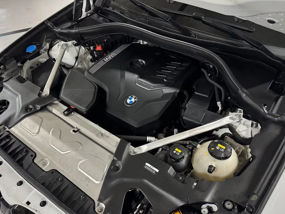 BMW X4 2022 из KR, фото 8