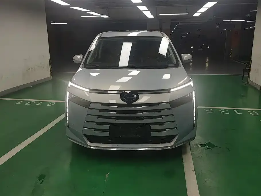 GAC Motor 传祺E8 PHEV — фото 4
