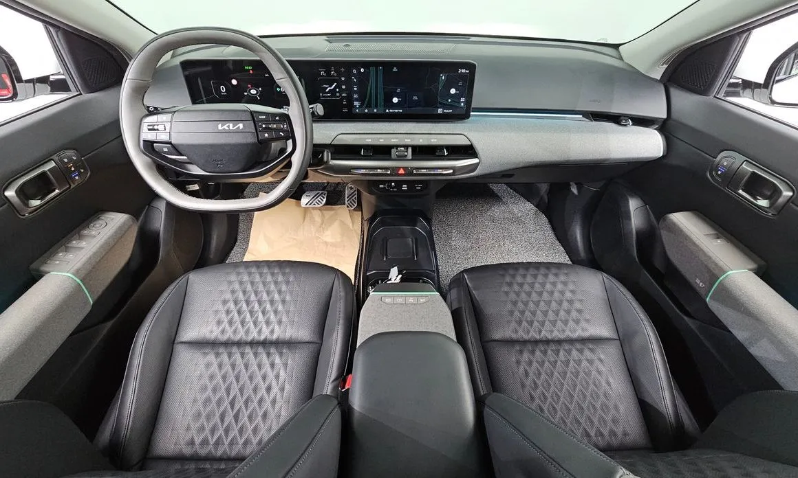 Kia EV4 — фото 9