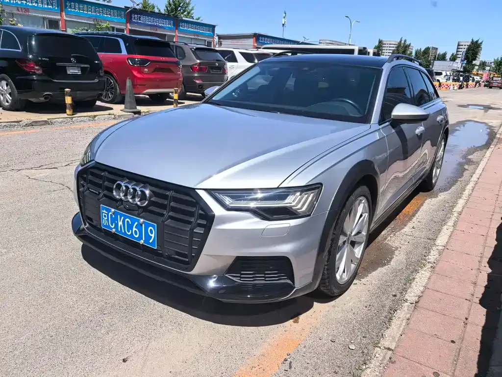 Audi A6 (Import) — фото 1