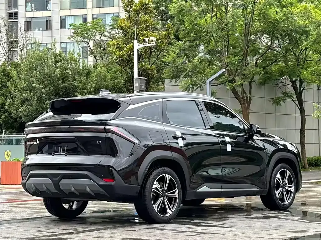 Geely Galaxy L7 — фото 5