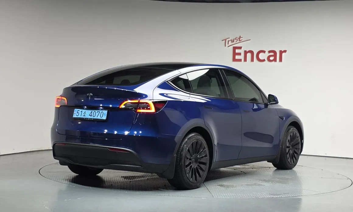 Tesla Model Y — фото 4