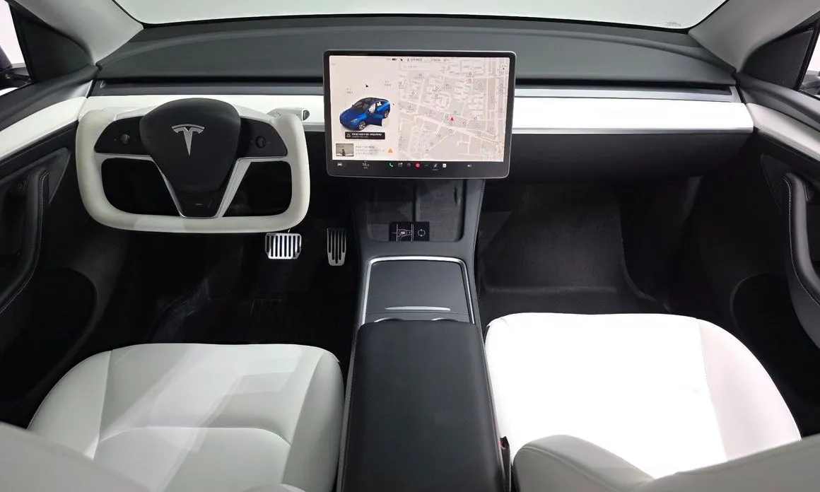 Tesla Model Y — фото 7