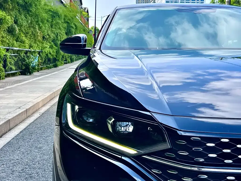 Volkswagen Passat — фото 2