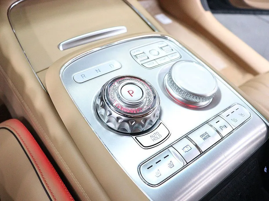 Genesis G90 — фото 10