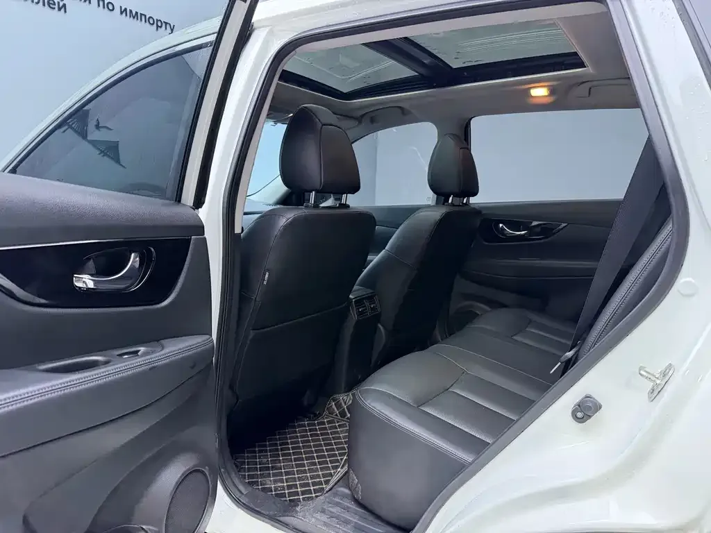Nissan X-Trail — фото 10