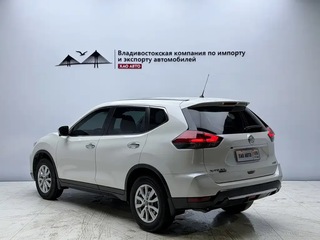 Nissan X-Trail — фото 4