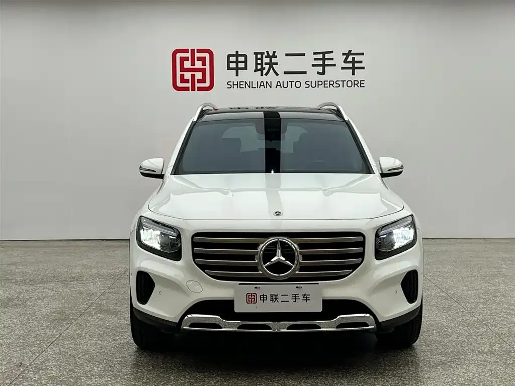 Mercedes-Benz GLB — фото 8