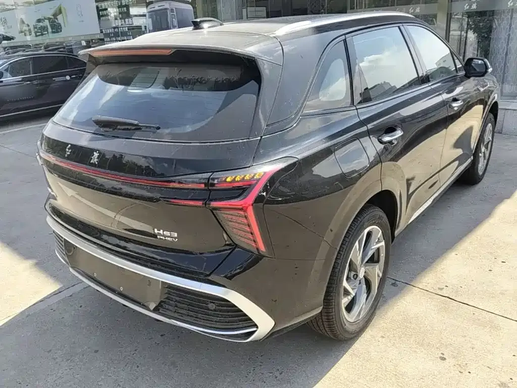 Hongqi HS3 PHEV — фото 7