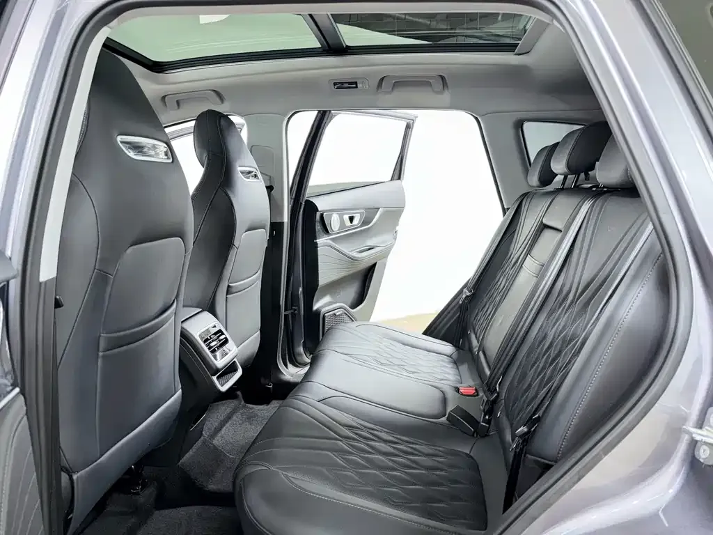 Chery Tiggo 7 PLUS — фото 9