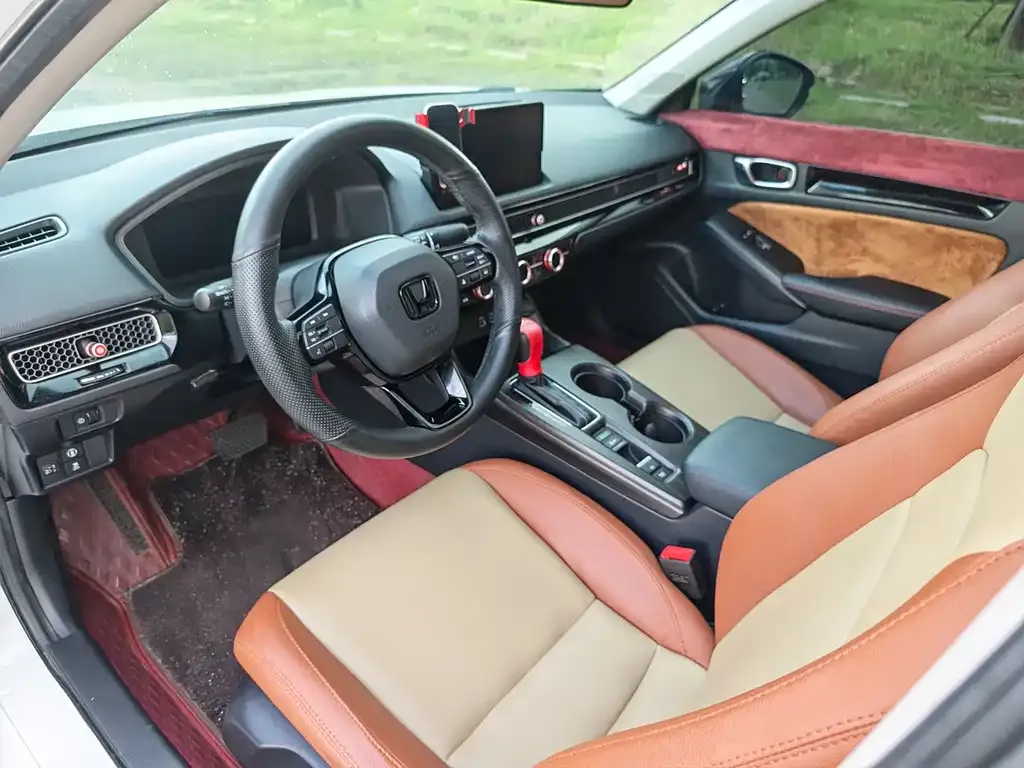 Honda Civic — фото 8