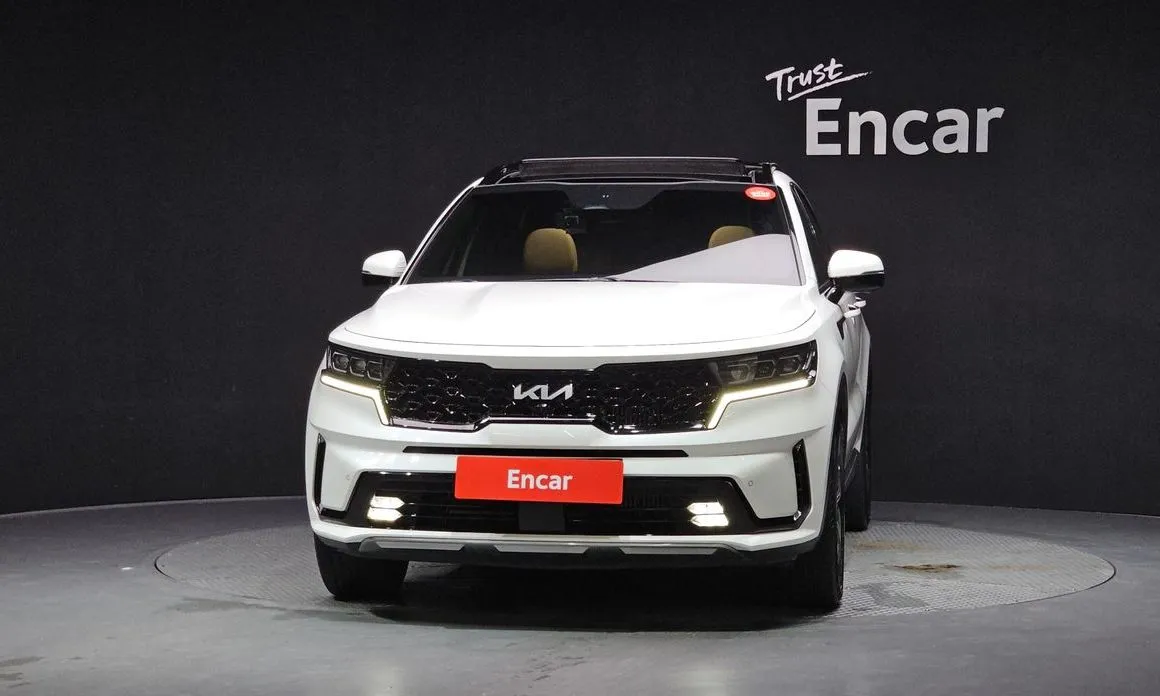 Kia Sorento — фото 10