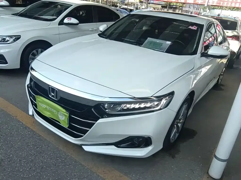 Honda Accord — фото 6