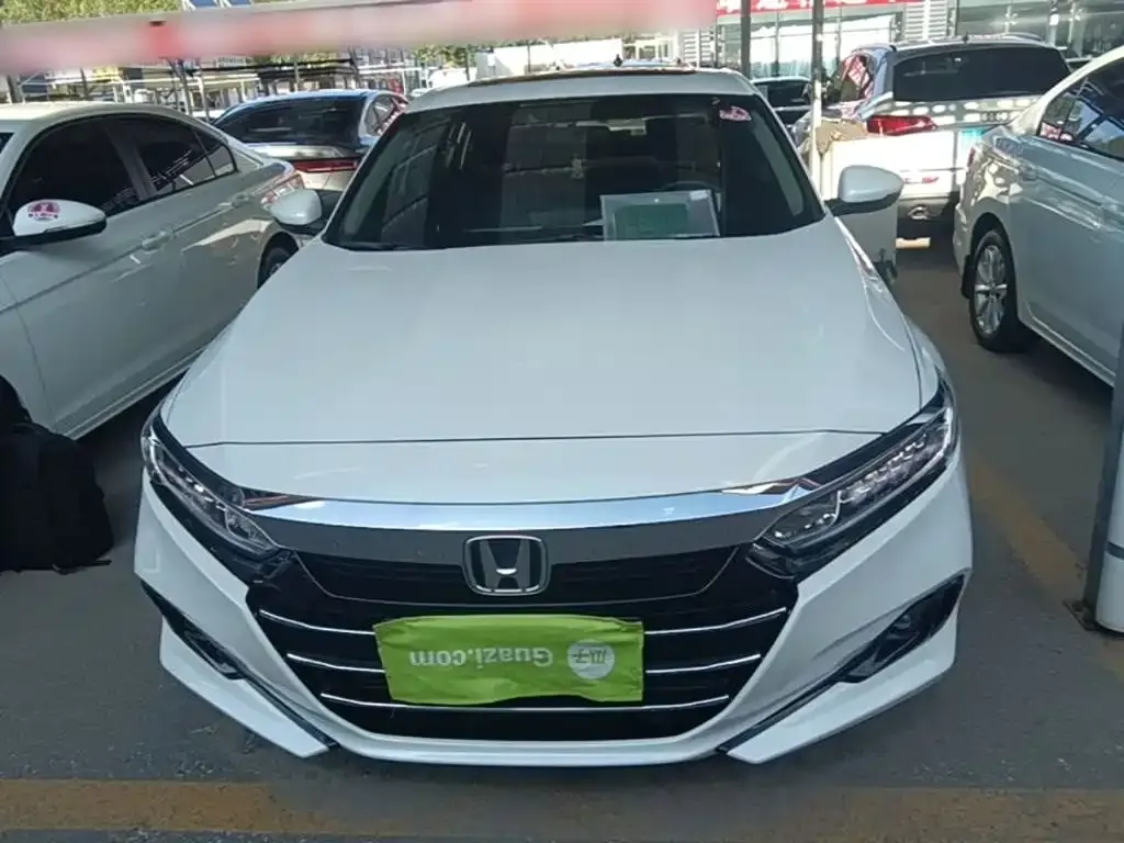 Honda Accord — фото 9