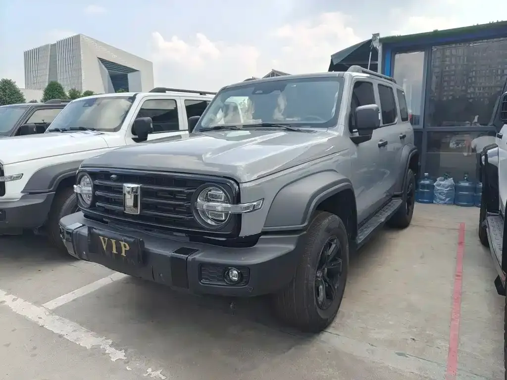 Tank 300