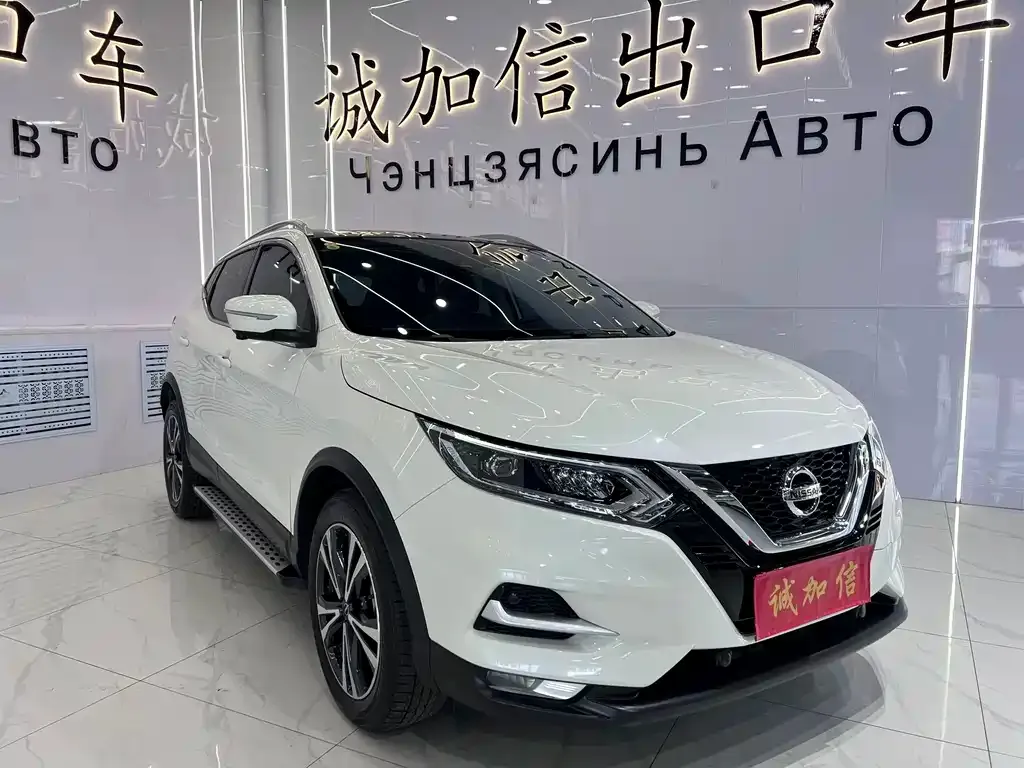 Nissan Qashqai — фото 7
