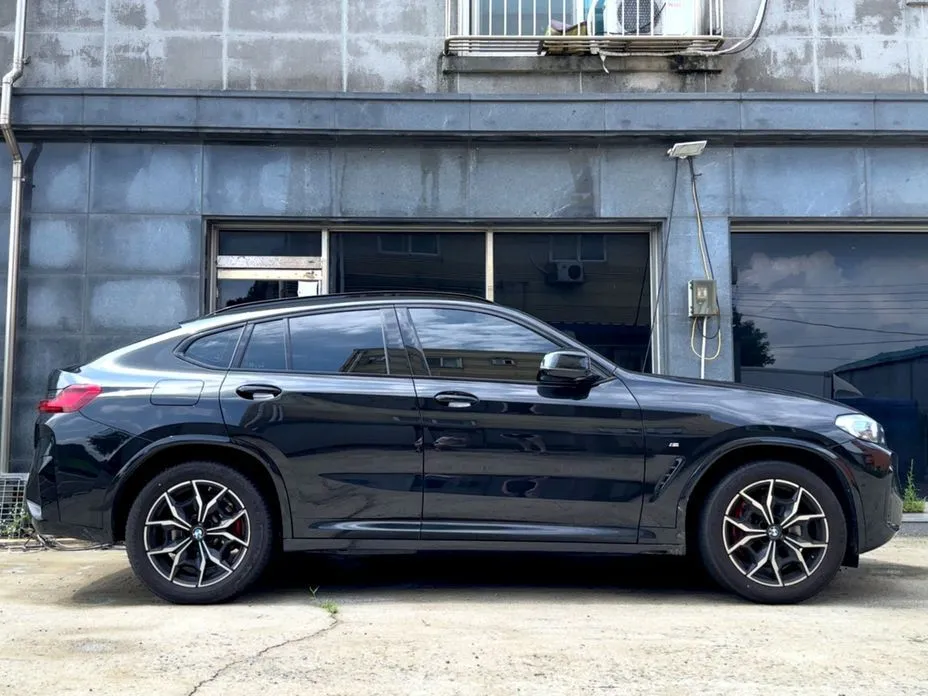 BMW X4 — фото 10
