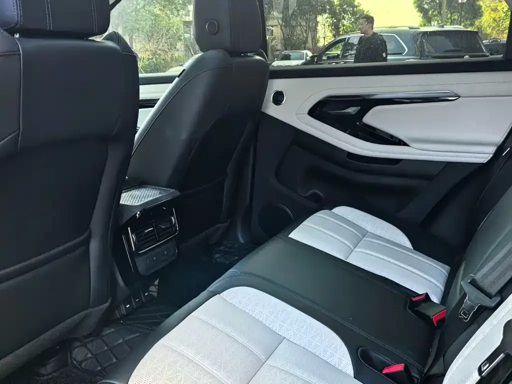 Land Rover Evoque — фото 3