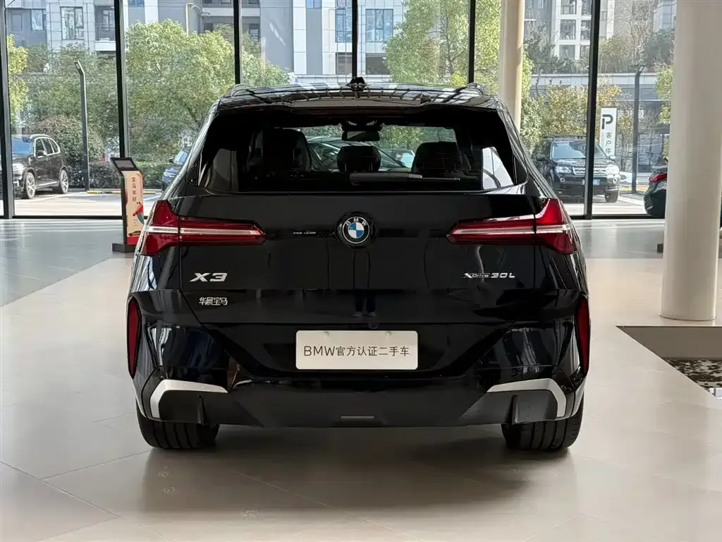 BMW X3 — фото 9