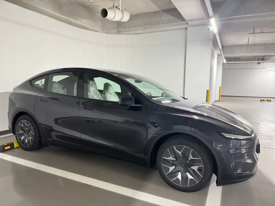 Tesla Model Y — фото 5