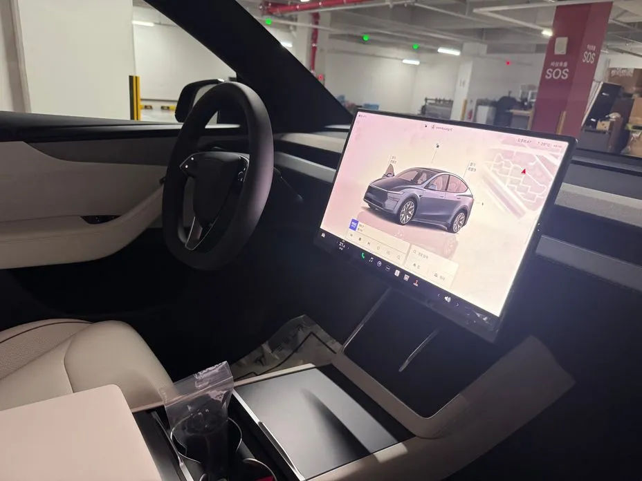 Tesla Model Y — фото 4