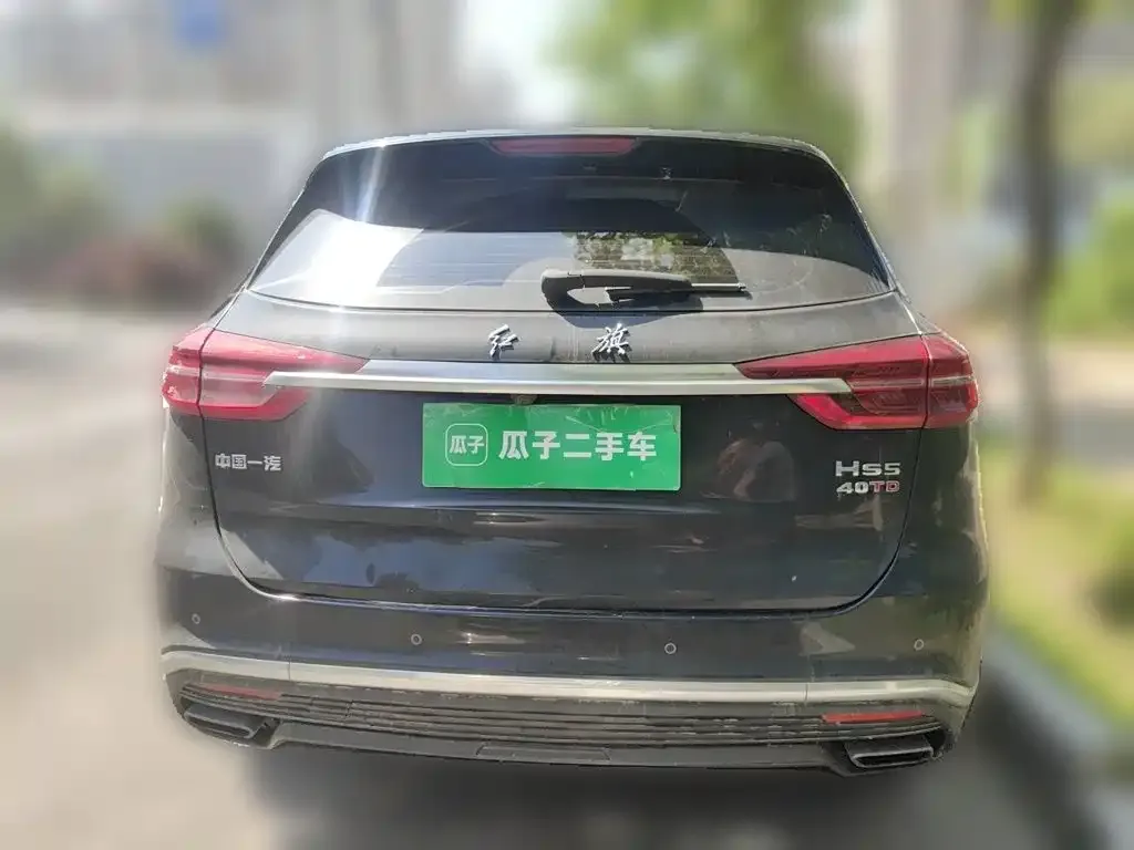 Hongqi HS5 — фото 2