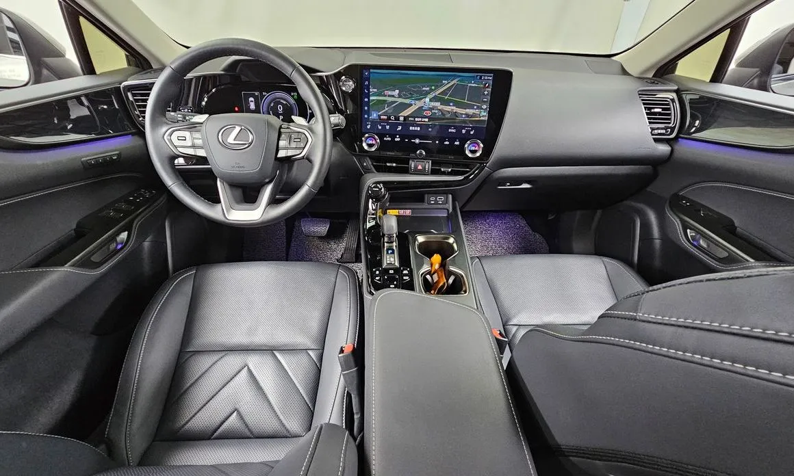 Lexus NX 2025 из KR, фото 2