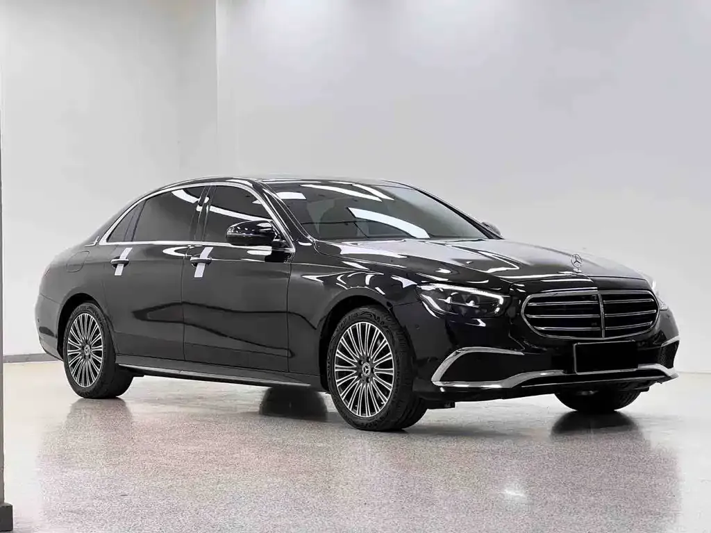 Mercedes-Benz E-Class — фото 10