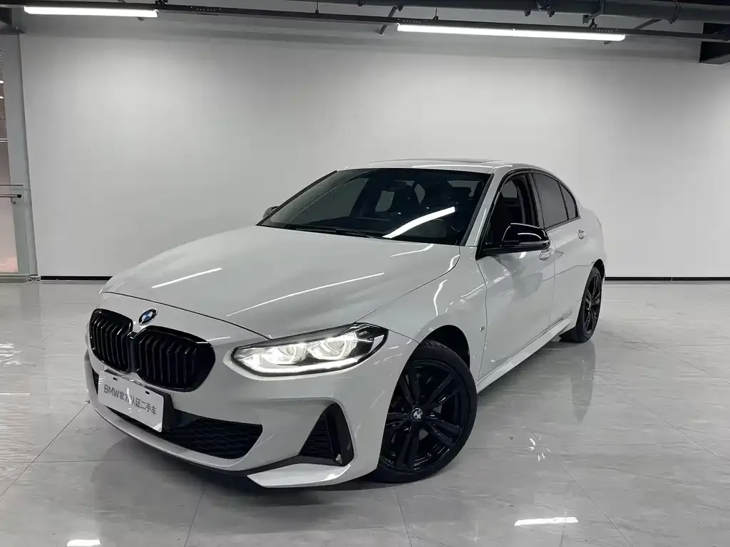 BMW 1 Series — фото 1