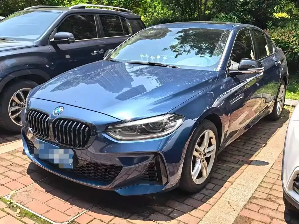BMW 1 Series — фото 1
