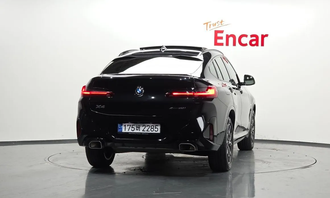 BMW X4 — фото 4