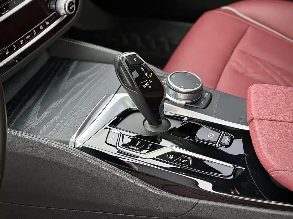 BMW 5 Series New Energy — фото 7