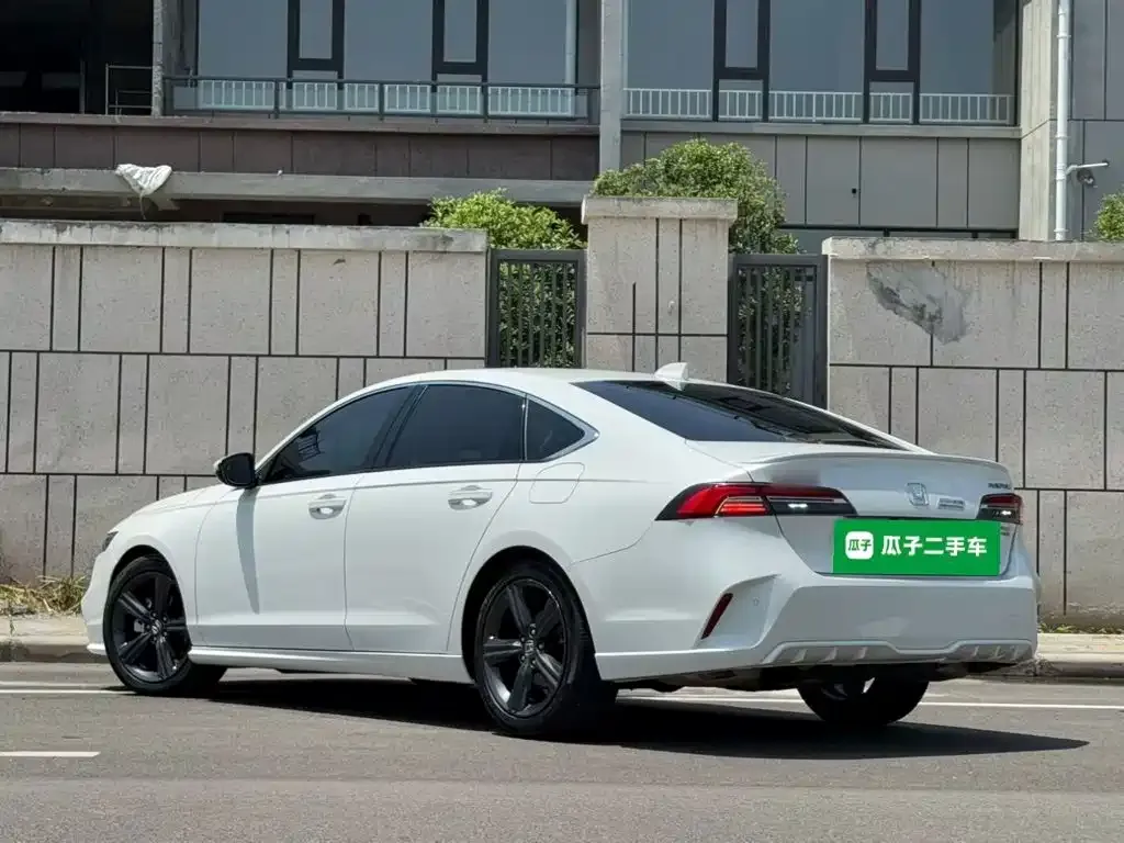 Honda Inspire — фото 9