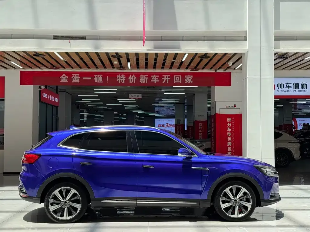 Roewe MARVEL X — фото 5