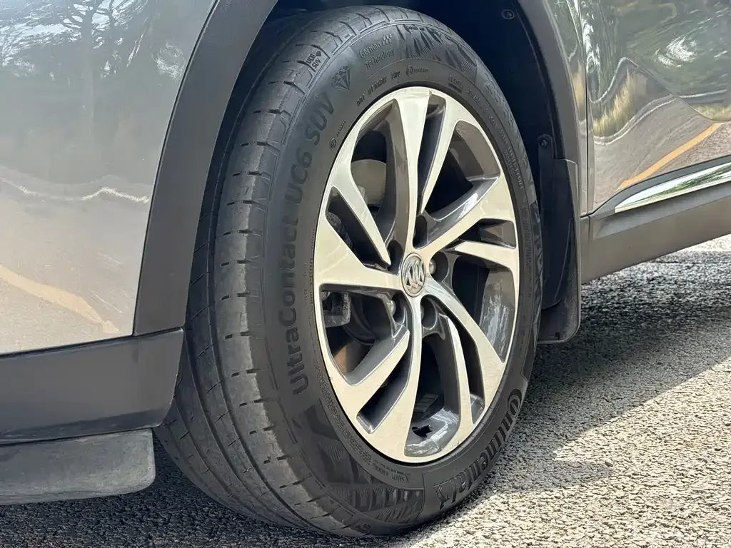 Buick Envision S — фото 2