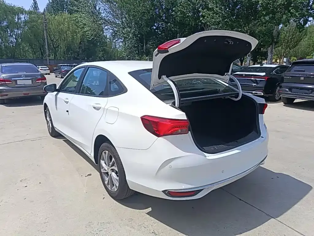 Buick Verano 2026 из CN, фото 9