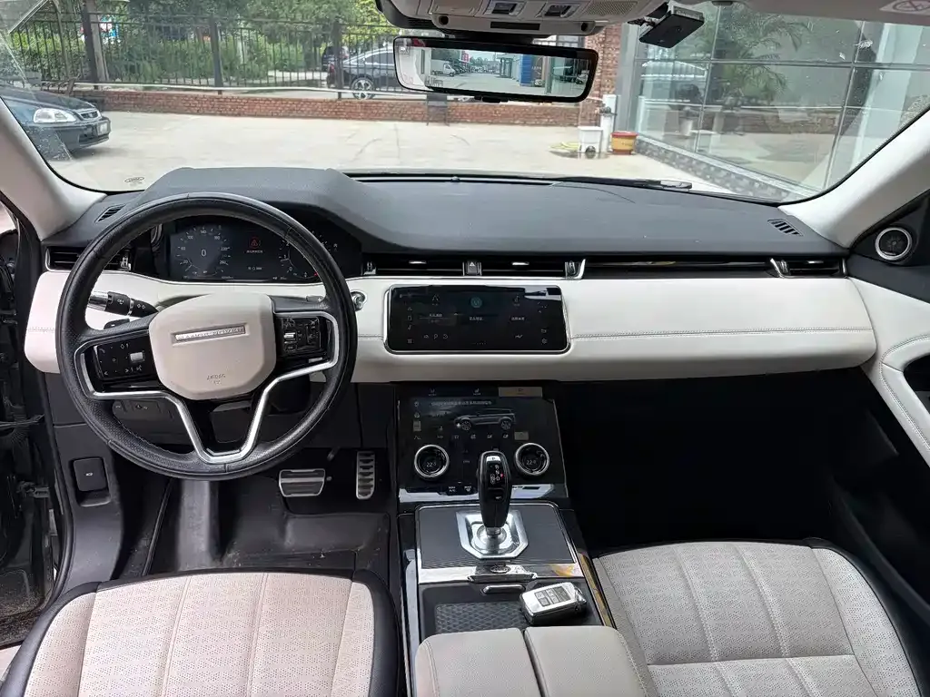Land Rover Evoque — фото 6