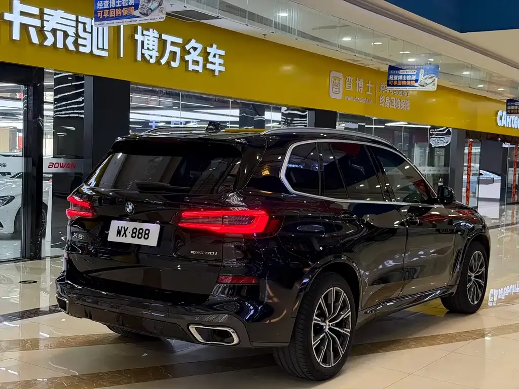 BMW X5 (Import) — фото 2