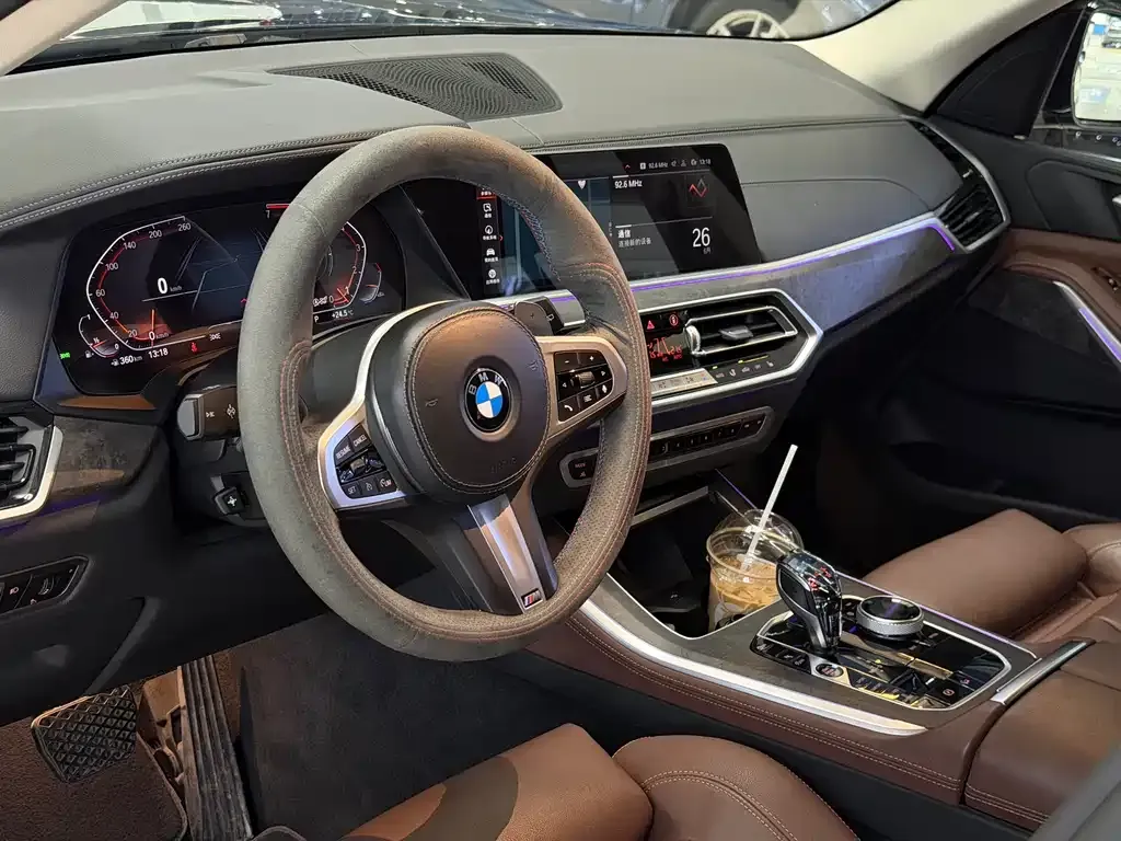 BMW X5 (Import) — фото 10