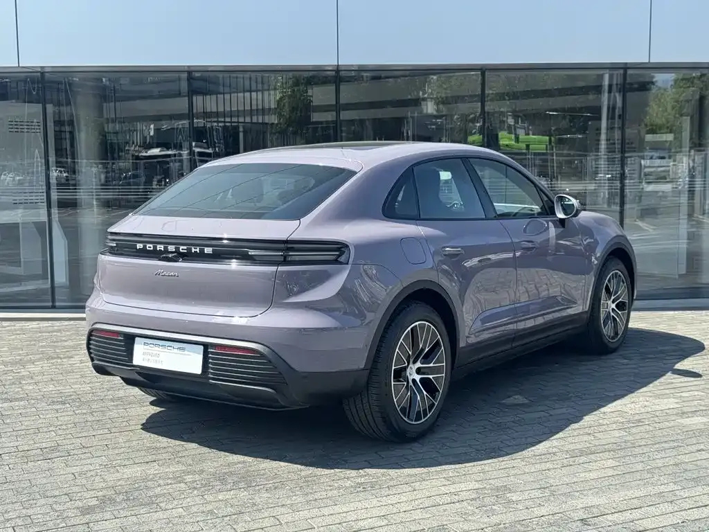 Porsche Macan EV — фото 9