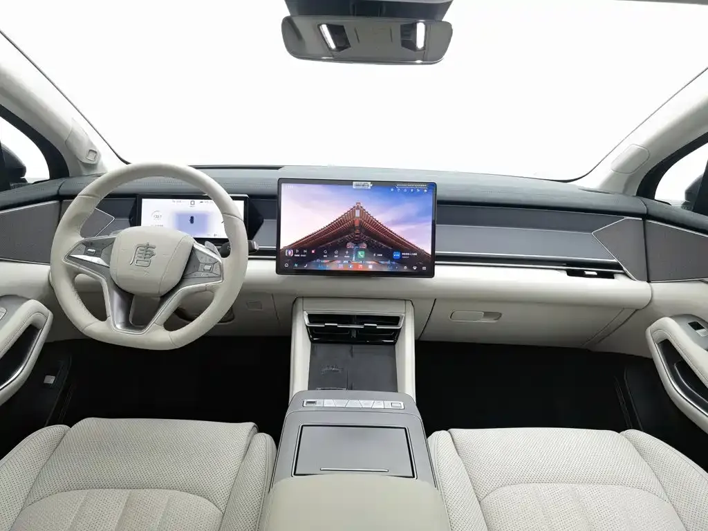 BYD Tang L — фото 10