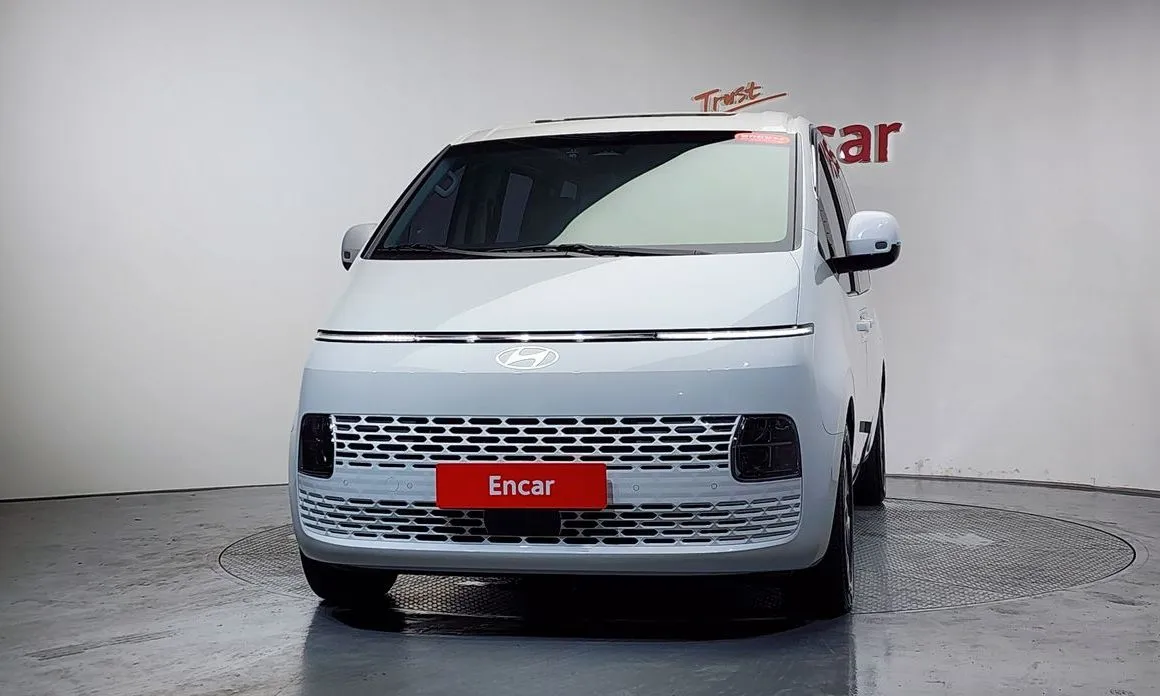 Hyundai Staria — фото 3