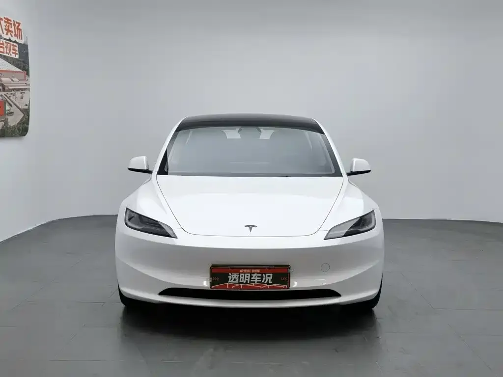 Tesla Model 3 — фото 2