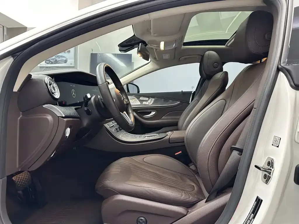 Mercedes-Benz CLS — фото 9