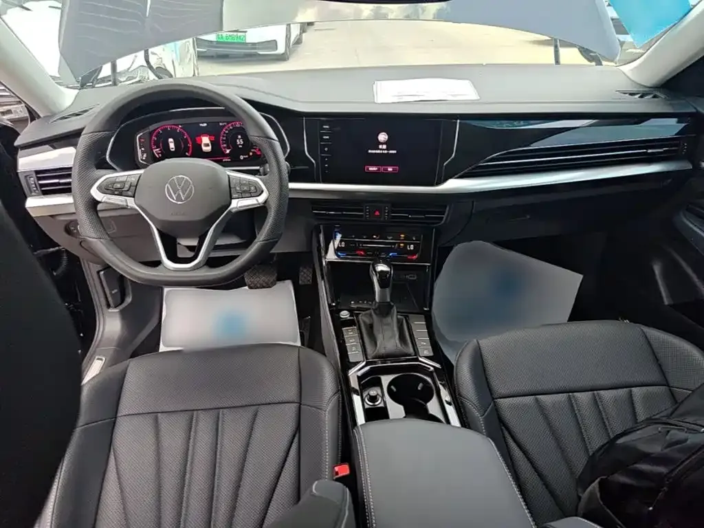 Volkswagen Passat — фото 10