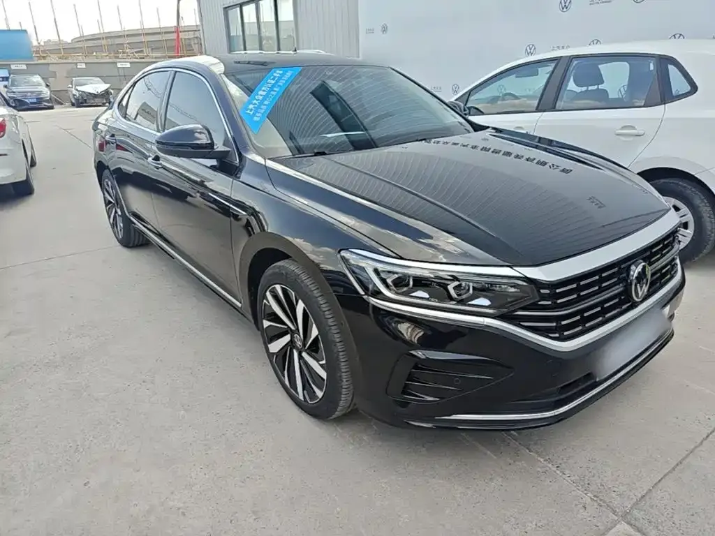 Volkswagen Passat — фото 5