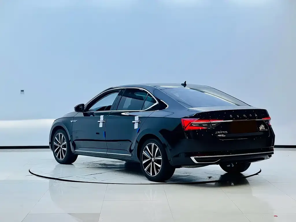 Skoda Superb 2024 из CN, фото 2