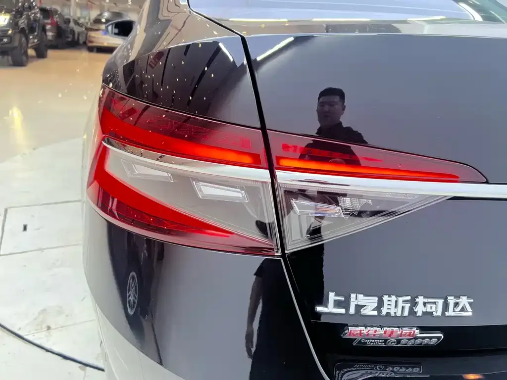 Skoda Superb 2024 из CN, фото 10